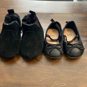 2 pair little girls shoes booties size 2
